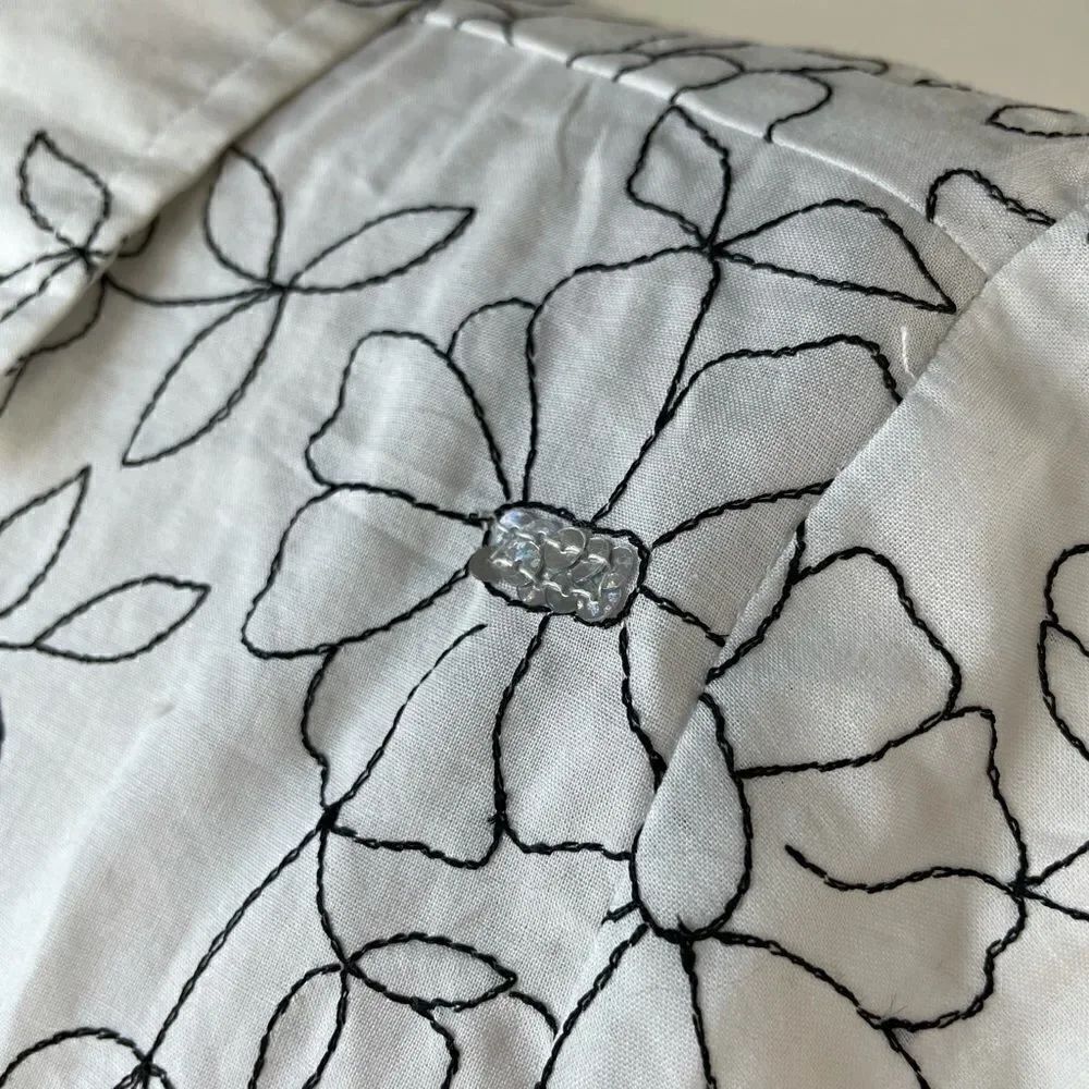 NWT Liz Claiborne Floral Button Down Shirt Size 10 - Picture 6 of 9